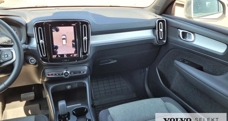 Volvo XC 40 cena 159900 przebieg: 47000, rok produkcji 2021 z Głuszyca małe 562